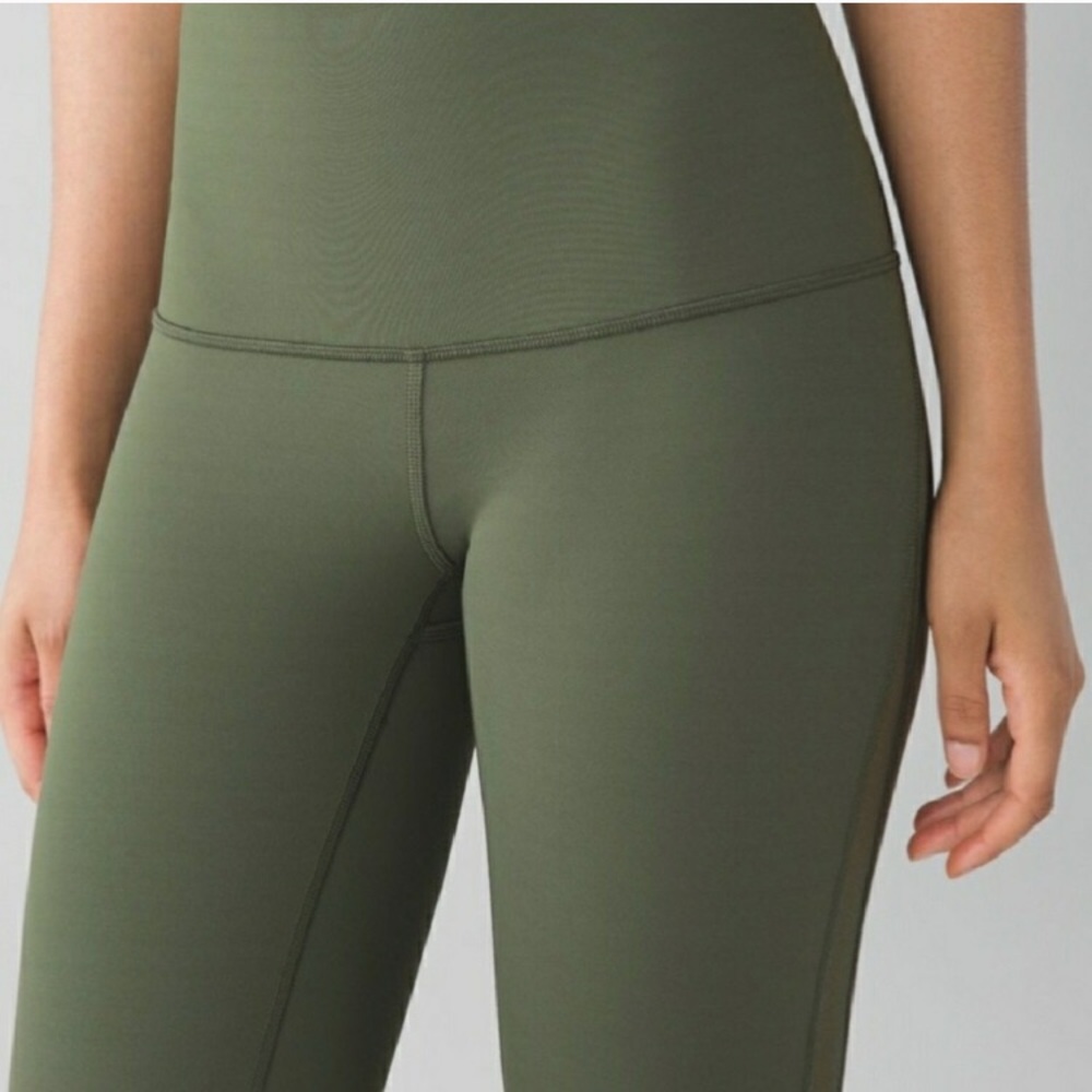 Lululemon High Times Minimalist crops. Size 8